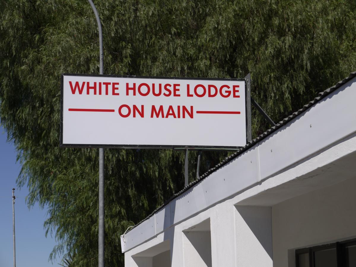 בופורט ווסט White House Lodge On Main מראה חיצוני תמונה
